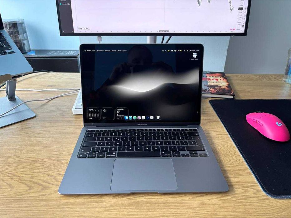 MacBook Air 13" M1 8/256 A2337