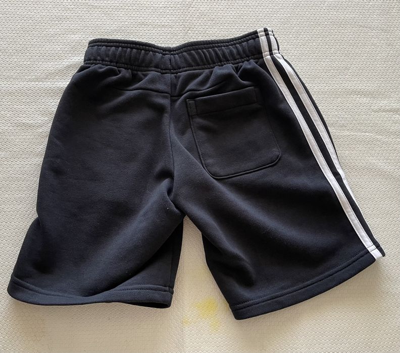 Calções criança adidas - Ótimo estado