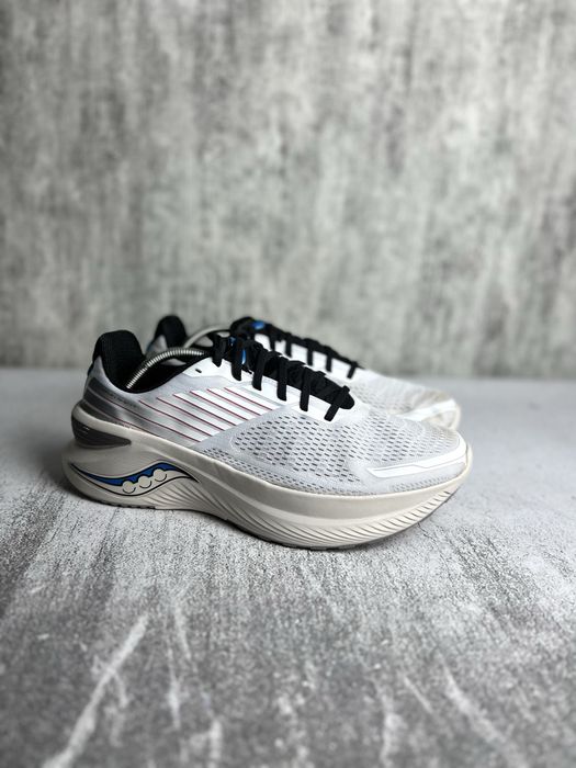 Кросівки чоловічі Saucony Endorphin Shift 3 48(31)