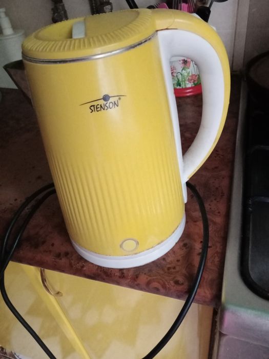 Продам электрочайник