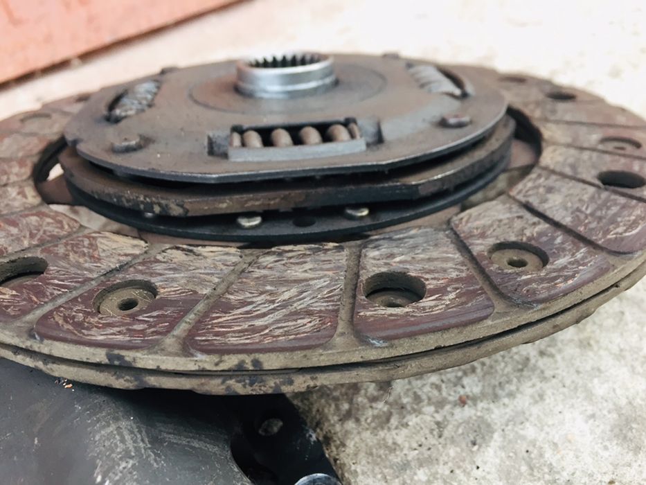 Диск Сцепления/Корзина Audi 80/90 1,8-2,0-1,9TD/TDI SACHS 210мм...