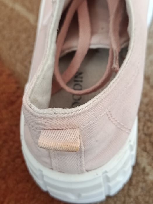 Buty damskie numer 37