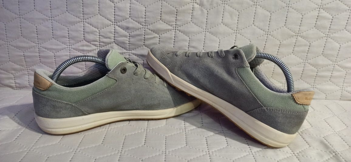 Lowa lisboa gtx lo new arrivals