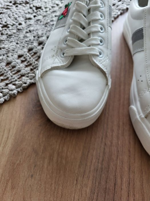 Trampki Reporter Young 38   j. nowe