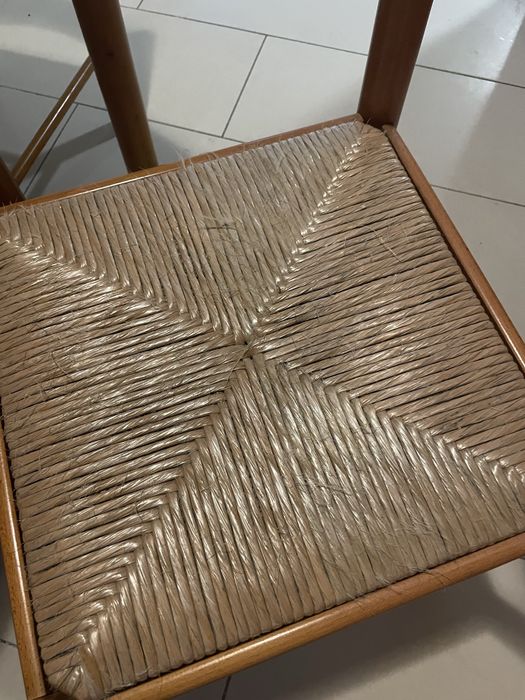 Mesa de Cozinha com 4 Cadeiras e 2 Bancos