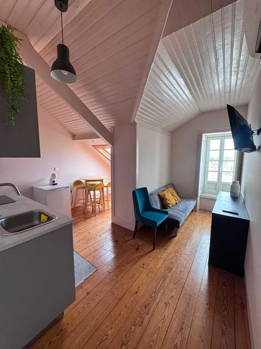 Apartamento T1 na Praça do Rossio. Inclui custos com luz, água e Internet! Imóvel Arte Nova