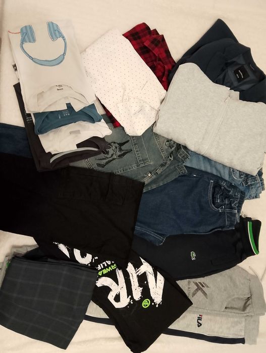 Sprzedam pakę ubrań