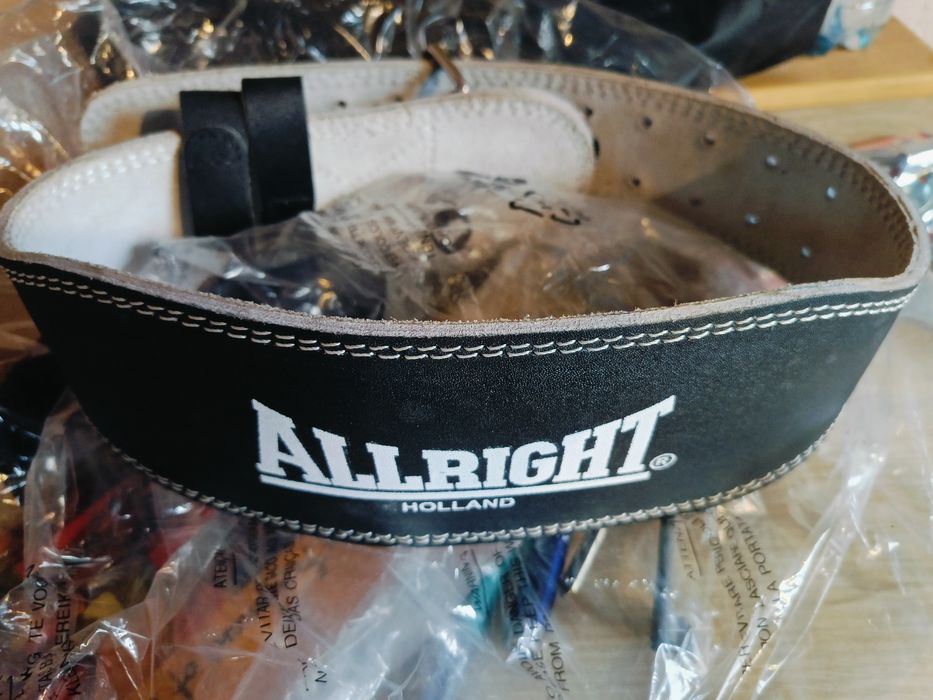 Nowy pas kulturystyczny