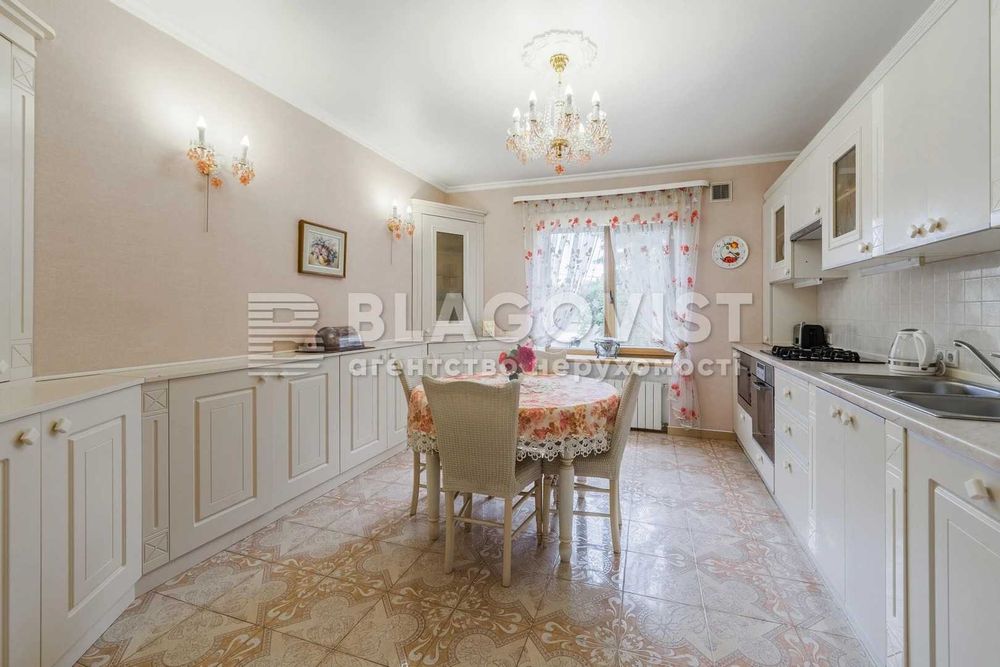 Продаж будинок з басейном стан нового  с Щасливе Київ 7 хв