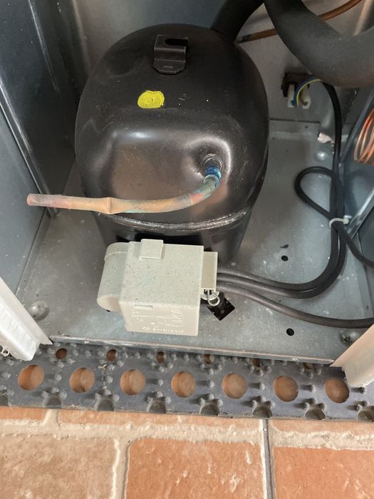 Fonte de agua refrigerada