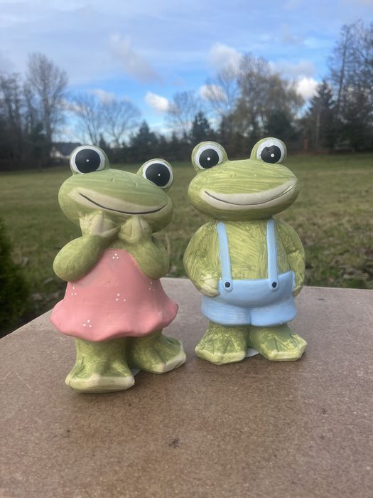 Żaby do ogrodu figurki ogrodowe zestaw 2 sztuk