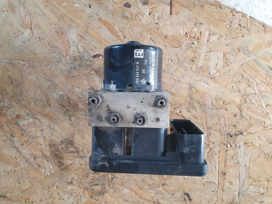 Pompa sterownim Abs Esp Vw Golf 5 V 04 r 1.9 sprawna