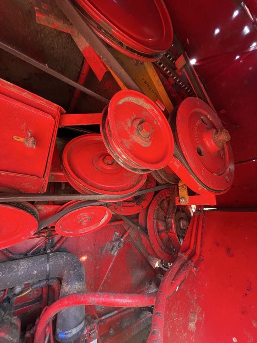Комбайн Massey Ferguson 19