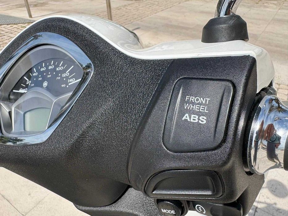 Scooter Piaggio Liberty 125 ABS  com apenas 2.300 km