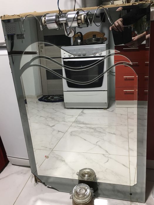 Зеркало красиве б/у у ванну з підсвіткою