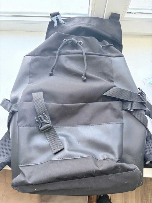 Продаю великий рюкзак Harvest для подорожей