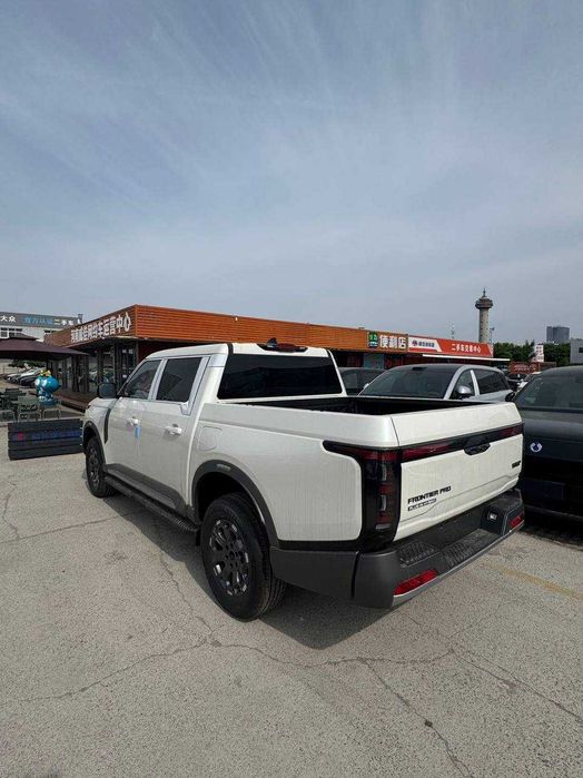 Nissan Fengtan Frontier Pro 2026 гібридний пікап