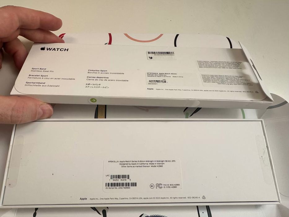 Apple Watch Series 9 LTE 41mm Midnight / Midnight SB - S/M MRHR3