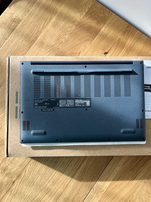 Ноутбук Новий Asus Vivobook 14 X1404VA i3/8Gb/128Gb