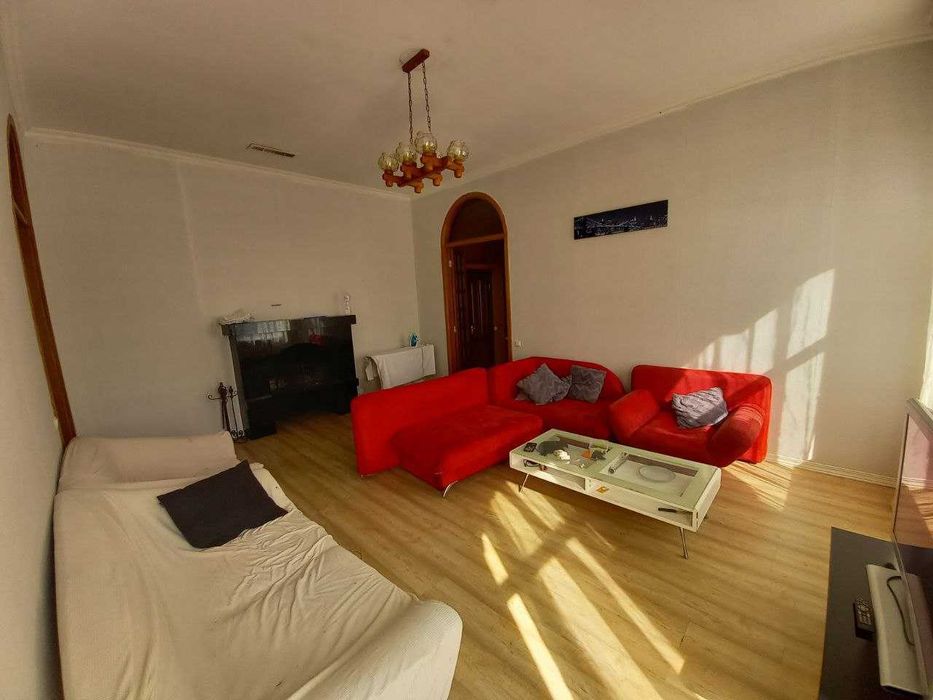Продам квартиру з каміном вул Басейна 15 Центр Бесарабка Хрещатик