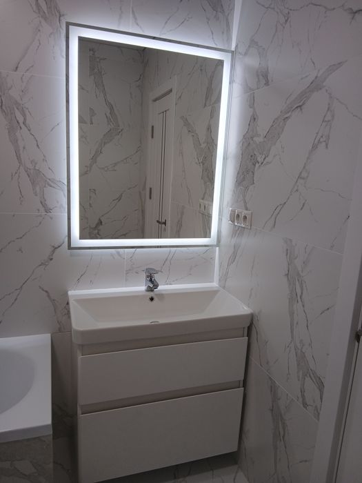 Подобово. Центр.вул.Бельведерська 32б.