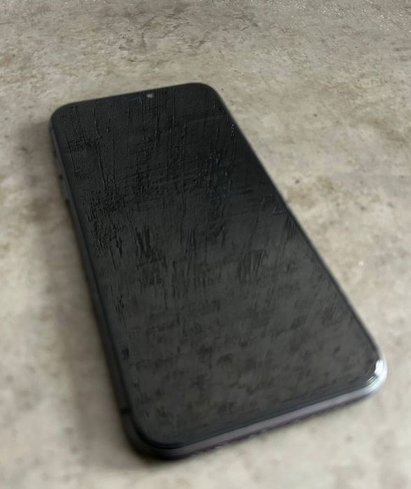 Продам айфон 11 64гб