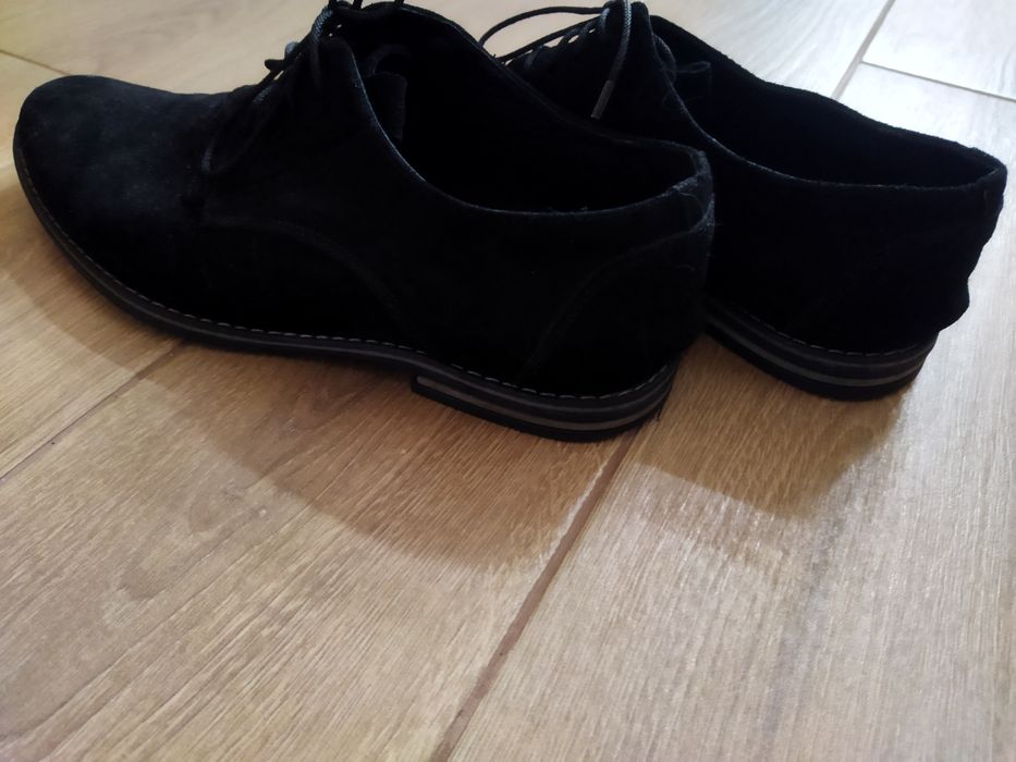 Мешти чоловічі 40 р туфлі замш