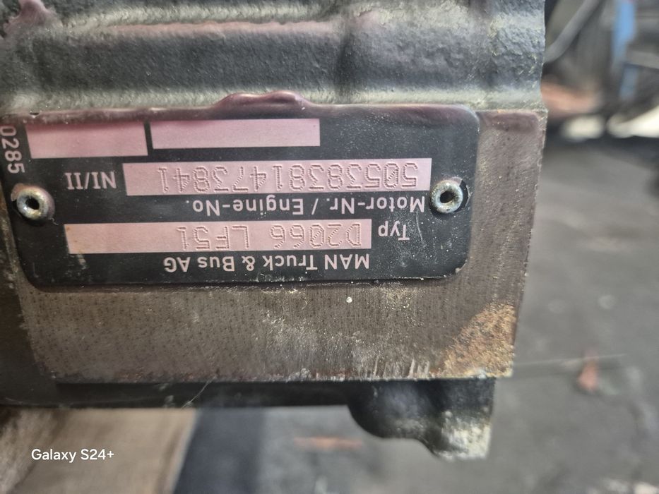 Blok silnik man d2066 d 2066 głowica