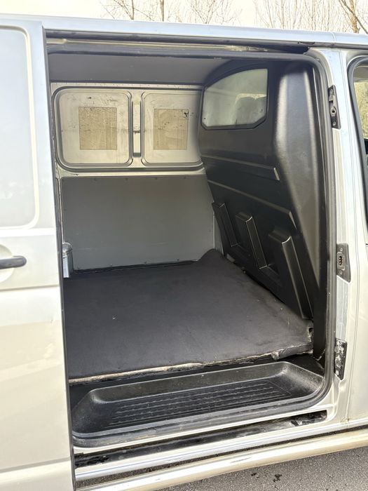 Volkswagen Transporter T5 2.0 tdi