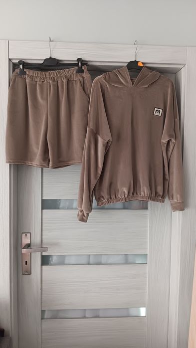 Dres welur spodenki