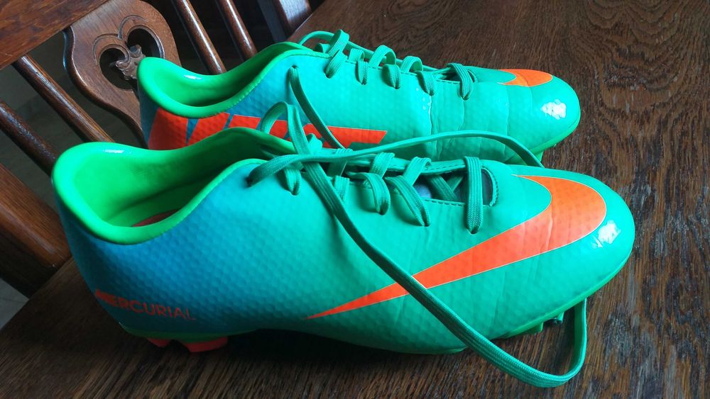 korki NIKE MERCURIAL r.35,5 dł.wkł. 22,5cm.