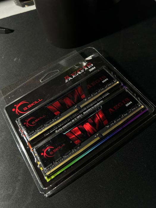 Memória RAM G.SKILL Aegis 16GB (2x8GB) DDR4-3200MHz CL16 1.35V Preta