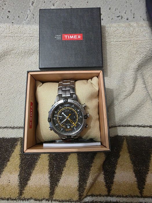 Zegarek Timex Expedition T2N738
