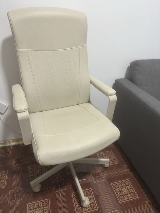 Cadeira escritorio IKEA
