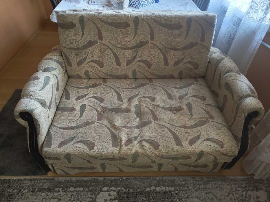 Sofa dwuosobowa z funkcją spania