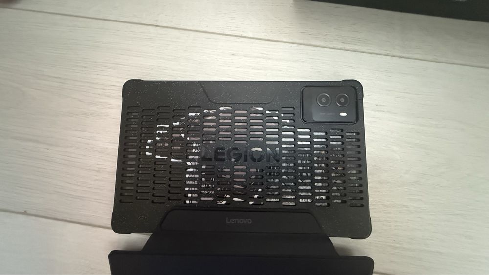 Lenovo Legion Tab (8.8” , 3) 256/12 ГБ
