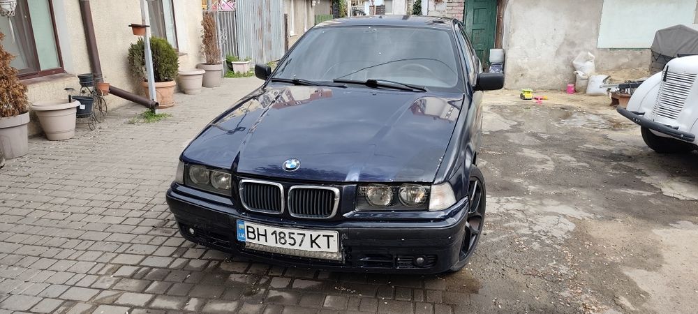 Продам легендарную BMW e 36