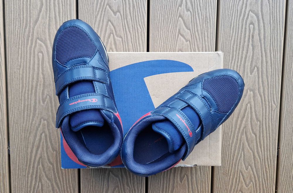 Buty Sneakersy dziecięce Champion granatowe 33 r. 21 cm