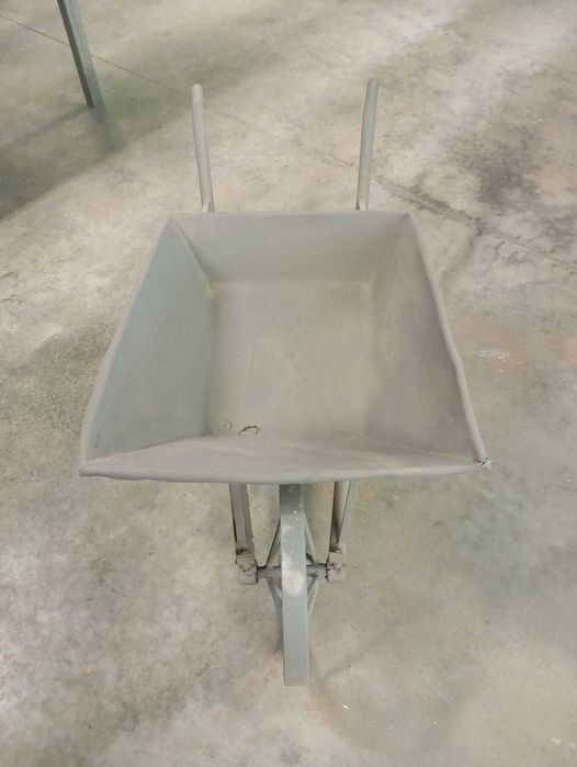 Carro mão para decoração