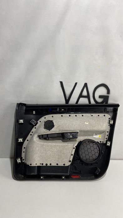 Дверна карта Фольцваген Гольф+. Дверні карти праві-ліві, передні-задні