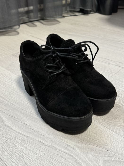 Туфлі-дербі ,лофери на платформі . Cropp