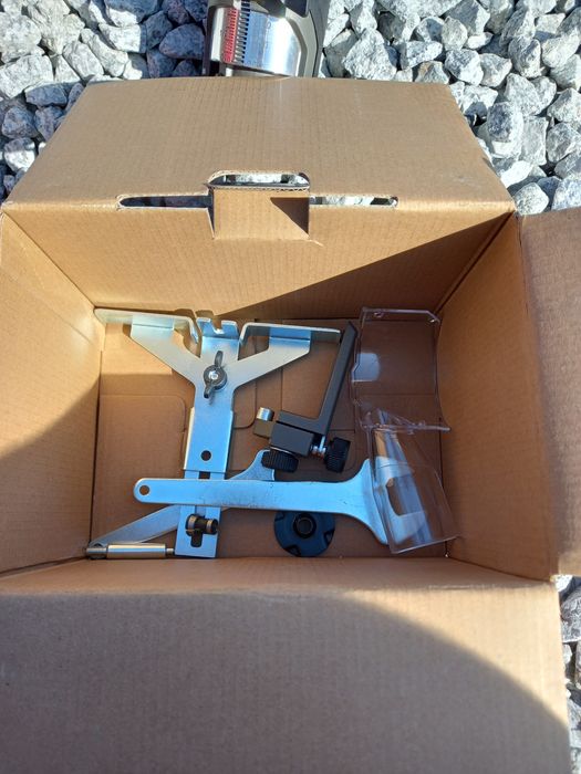 Frezarka krawędziowa Einhell TP-ET 18 Li BL-Solo