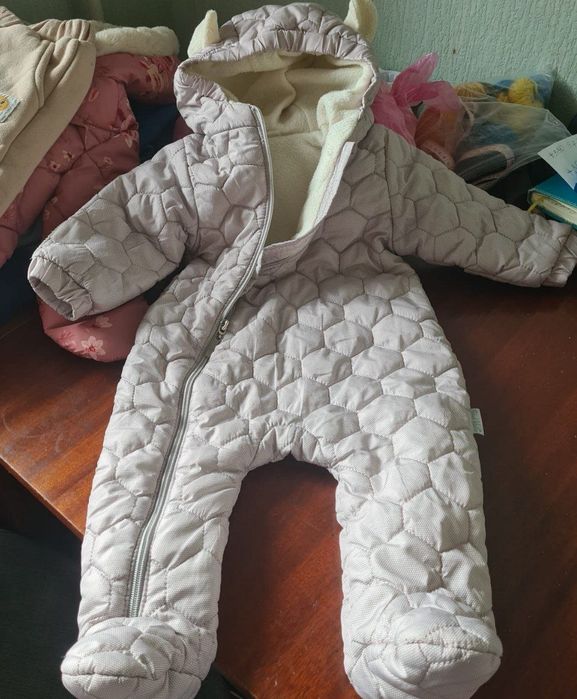 Набір дитячого одягу. Осінь. Чоловічок, комбінезон.