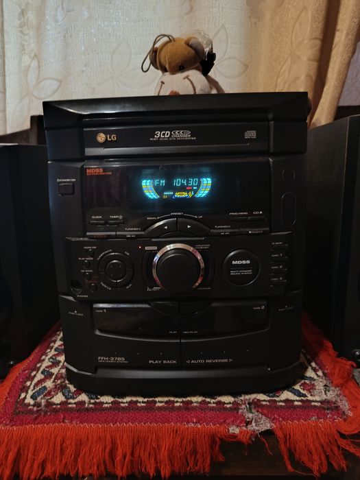 Музикальний центри LG  FFH 3785