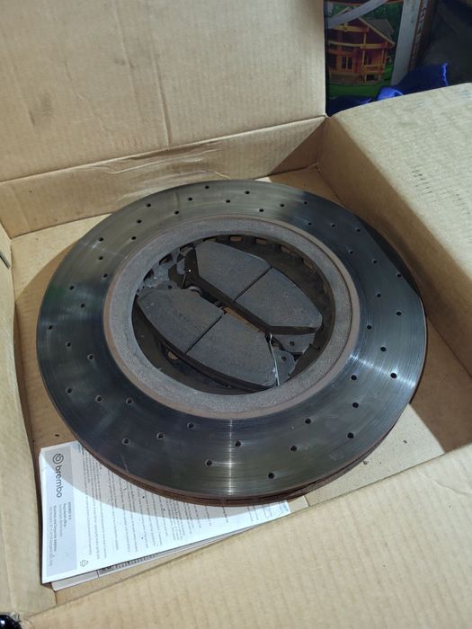 Гальмівні диски.