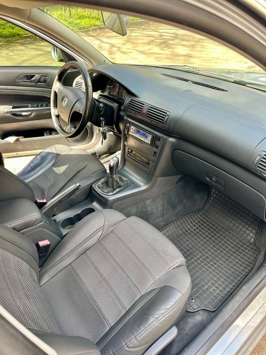 Skoda Superb 2008 год  1.8