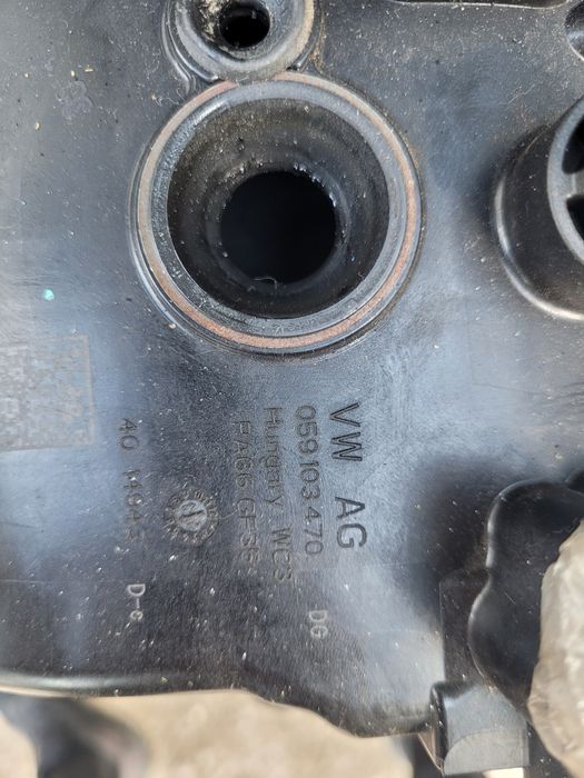 Клапані кришки Ауді 3.0 tdi 23го года