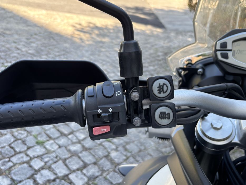 Triumph Tiger 800 XC