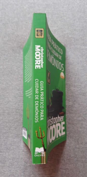 Livro "Guia prático para cuidar de Demónios" de Christopher Moore