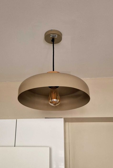 Candeeiro de teto suspenso, metal bege